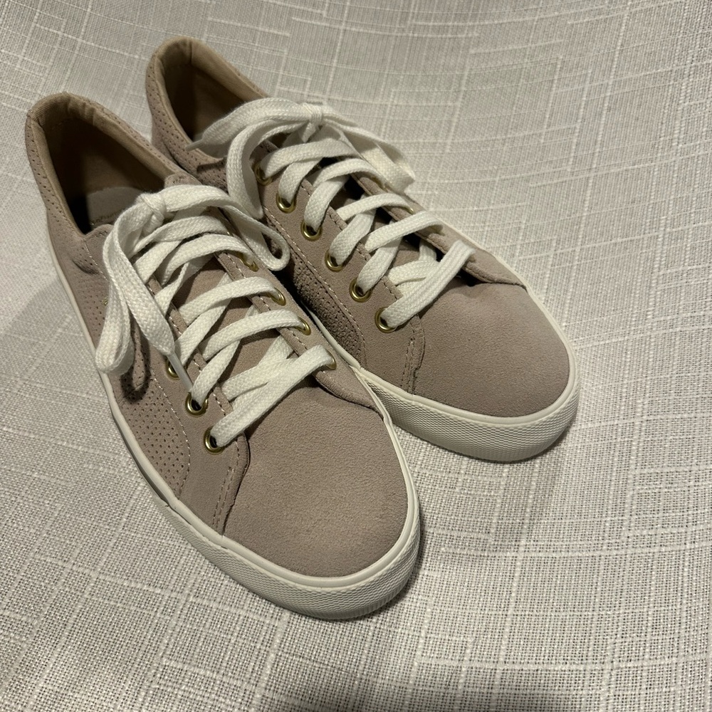 Keds Women's Taupe Sneakers with White Laces